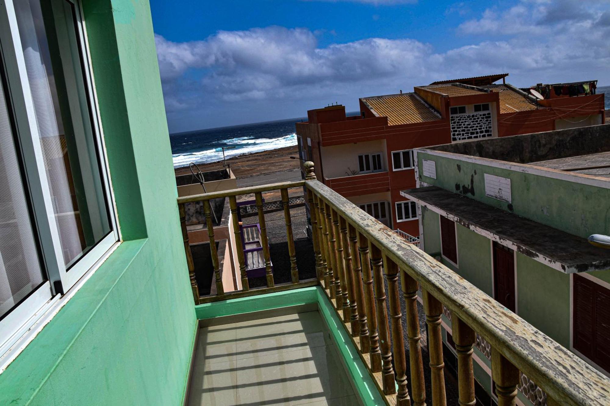 Residencial Vitoria Otel Ponta Do Sol Oda fotoğraf